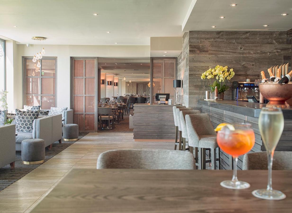 Boulevard Hotel Blackpool Luaran gambar The bar at the hotel