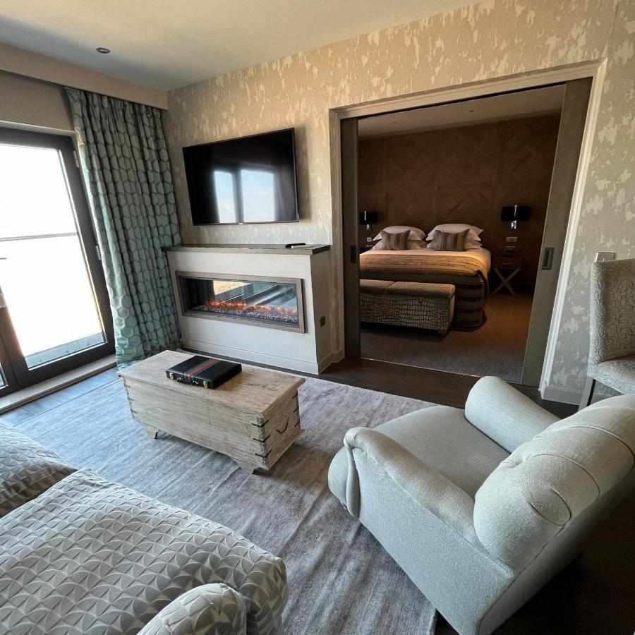 Boulevard Hotel Blackpool Luaran gambar A suite at the hotel