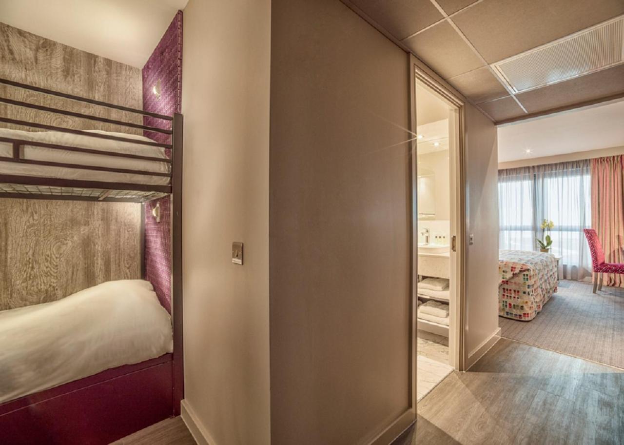 Boulevard Hotel Blackpool Luaran gambar Family room