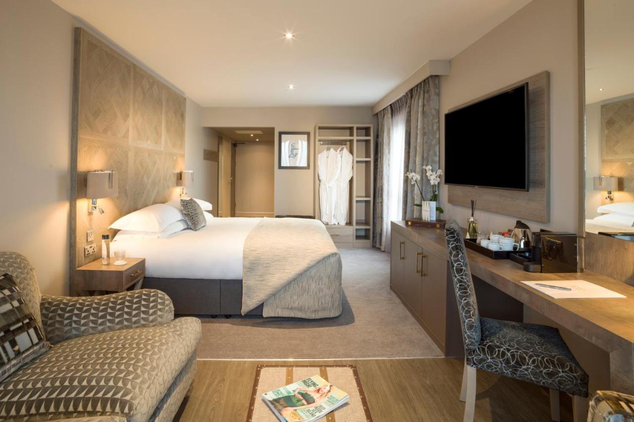 Boulevard Hotel Blackpool Luaran gambar A room at The Mitre